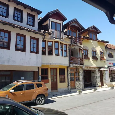 아파트 Old Town